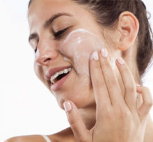 Load image into Gallery viewer, FarmHouse Fresh Mighty Brighty Vitamin C Brightening Mask 4oz.