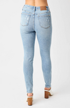 Load image into Gallery viewer, Judy Blue Mid Rise Tummy Control Destroy Skinny