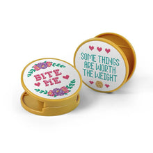 Load image into Gallery viewer, Fred & Friends In Stitches Bag Clips