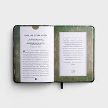 Load image into Gallery viewer, Daily Prayers for Men - Devotional Book