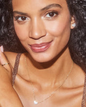 Load image into Gallery viewer, Kendra Scott Ari Heart Gold Pave Pendant Necklace in White Crystal