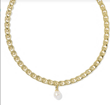 Load image into Gallery viewer, Kendra Scott Oakland Pearl Short Pendant Necklace - Gold