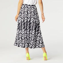 Load image into Gallery viewer, Lucille Long Printed Skirt - Black &amp; White