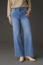 Load image into Gallery viewer, EverStretch Wide Leg Jeans - Light Wash