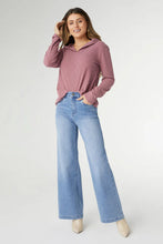 Load image into Gallery viewer, EverStretch Wide Leg Jeans - Light Wash