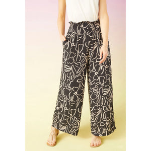 Dinara Flowy Print Pant - Black & Tan
