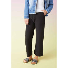 Load image into Gallery viewer, Georgie Wide Leg Crop Pant - Black
