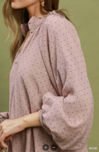 Load image into Gallery viewer, Kelly Polka Dot Textured Balloon Sleeve Blouse - Rose