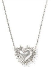 Load image into Gallery viewer, DOLLY PARTON ARI HEART SHORT PENDANT NECKLACE - SILVER LIGHT PINK DRUSY