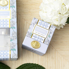 Load image into Gallery viewer, 8 Oak Lane 5.6oz Boxed Candle - Hydrangea