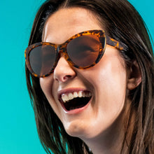Load image into Gallery viewer, Goodr Sunglasses - GLAM G
