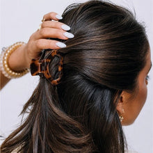 Load image into Gallery viewer, Petite Teleties Open Hair Clip - Tortoise