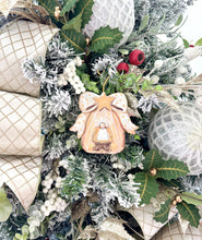 Load image into Gallery viewer, RTC Gold Bow Manger &amp; Baby Jesus Ornament