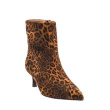 Load image into Gallery viewer, Corky’s Gold Digger - Leopard