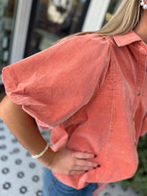 Load image into Gallery viewer, Mineral Wash Bubble Sleeve Top - Rust
