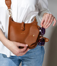 Load image into Gallery viewer, Kedzie Eclipse Eyewear Case