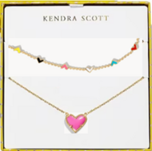 Kendra store Scott magenta magnesite set