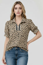 Load image into Gallery viewer, Mandy Zip Top - Leopard