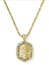 Load image into Gallery viewer, Kendra Scott Tiger Striped Daphne Small Long Pendant Necklace - Mother of Pearl