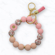 Load image into Gallery viewer, Beaded Daisy Flower Bracelet Keychain - Blue