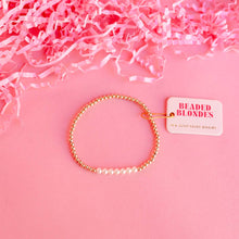 Load image into Gallery viewer, Beaded Blondes Sophia Pearl Bracelet in Gold: Petite 6.25 inch