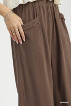 Load image into Gallery viewer, Lowkey Linen Palazzo Pants - Brown