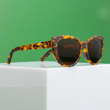 Load image into Gallery viewer, Goodr Sunglasses - GLAM G