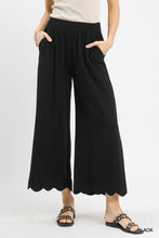 Load image into Gallery viewer, Scallop Hem Linen Pants - Black