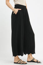 Load image into Gallery viewer, Scallop Hem Linen Pants - Black