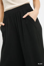 Load image into Gallery viewer, Scallop Hem Linen Pants - Black