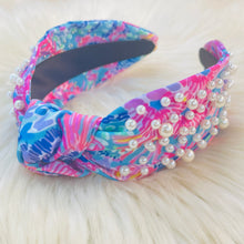 Load image into Gallery viewer, Floral Pearl Headband *3 Colors*