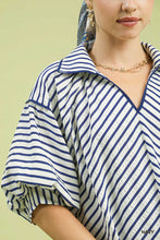 Load image into Gallery viewer, Delilah Chevron Top - Navy