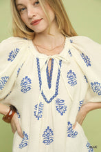 Load image into Gallery viewer, Primrose Floral Top - Blue
