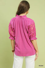 Load image into Gallery viewer, Pretty Peony Lace Top