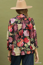 Load image into Gallery viewer, Foliage Button Up Top - Black
