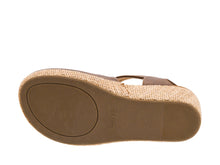Load image into Gallery viewer, Corky’s Whats The Rush - Walnut