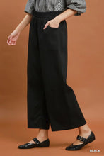 Load image into Gallery viewer, Jessica Wide Leg Pull-On Crop Pants with Pockets - Black