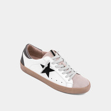 Load image into Gallery viewer, Shu Shop Paula Sneakers - Black Lizard