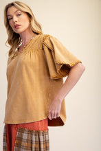 Load image into Gallery viewer, TULIP SHORT SLEEVES WASHED KNIT TOP - Camel