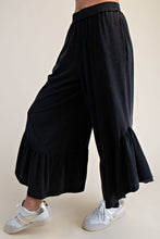 Load image into Gallery viewer, Mineral Washed Ruffle Bottom Pant - Black