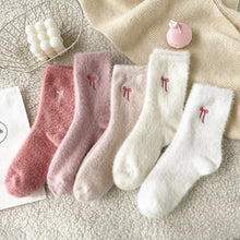 Load image into Gallery viewer, Pink Bow Embroidery Plush Socks