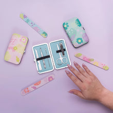 Load image into Gallery viewer, Cait + Co. Manicure Set - LUXE Peach