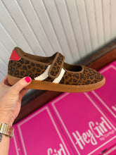 Load image into Gallery viewer, Corky’s Calm Down Sneaker - Leopard
