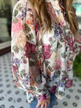 Load image into Gallery viewer, Regina Vintage Floral Blouse - Rose