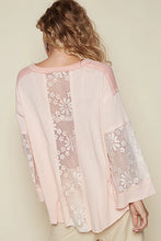 Load image into Gallery viewer, Lyla Floral Lace Top - Peach Blush