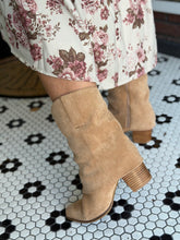 Load image into Gallery viewer, Annie Floral Smocked Tiered Midi Dress - Taupe