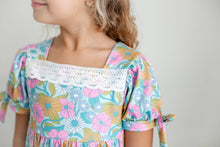 Load image into Gallery viewer, Girl's Vintage Floral &amp; Lace Tiered Dress