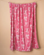 Load image into Gallery viewer, Hannah Bow Throw Blanket - Pink