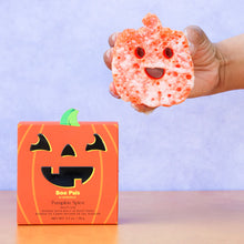 Load image into Gallery viewer, Spongelle Boo Pals Buffer - Pumpkin Spice Pumpkin
