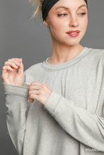 Load image into Gallery viewer, Seasonal Basics Tee - Light Gray
